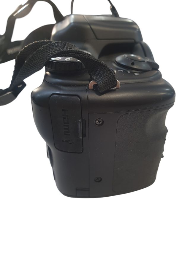 Fotocamera compatta Fujifilm Finepix S8600 da 16 MP