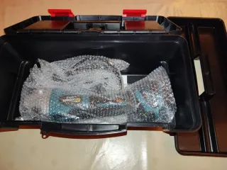 Amoladora + 2 baterías + cargador + caja regalo