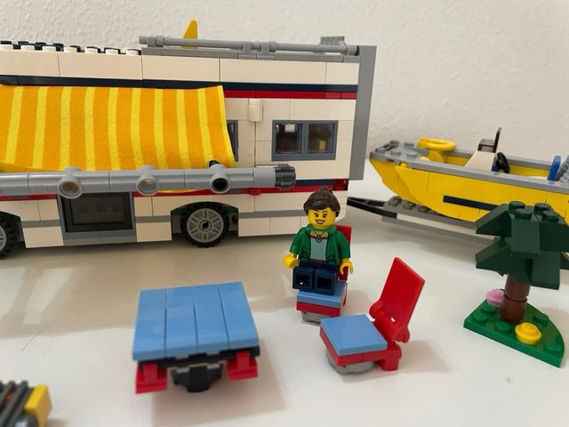 Lego Creator 31052 Caravana