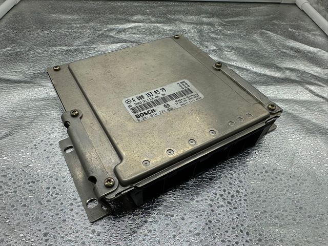 ECU Centralita de Motor Mercedes Benz A0001530379