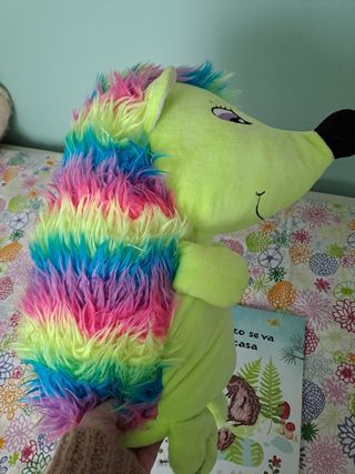 Libro y peluche Erizo se va de casa 🏡