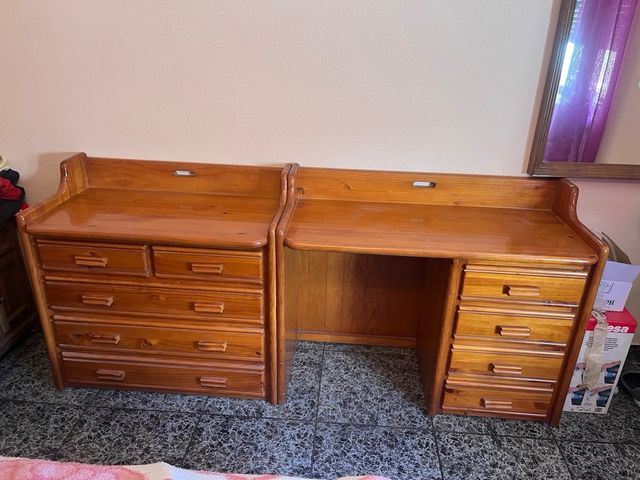 Conjunto de comoda y escritor madera