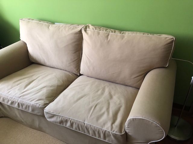 Sofá 2 plazas Ikea Ektorp. Como nuevo.