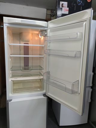 Nevera combi Candy A+ 187x60cm no Frost con