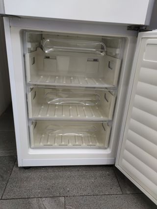 Nevera combi Candy A+ 187x60cm no Frost con