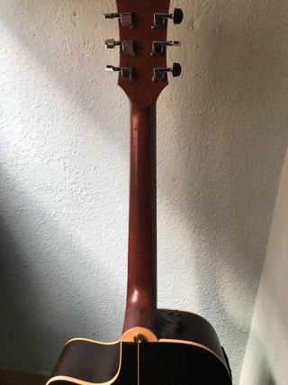 Guitarra acustica Alhambra