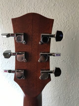 Guitarra acustica Alhambra