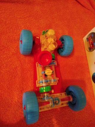 Juguete coche. My discovered car