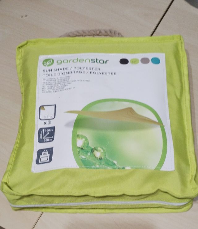 Toldo parasol triangular