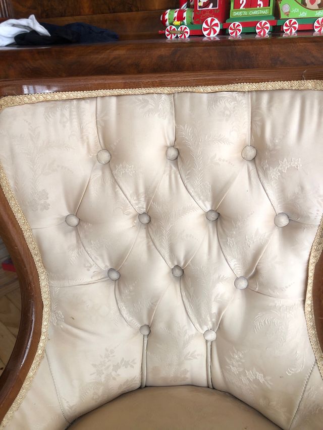 Preciosa descalzadora madera capitone raso