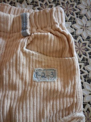 Pantaloni in velluto 24 mesi