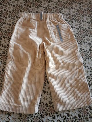 Pantaloni in velluto 24 mesi