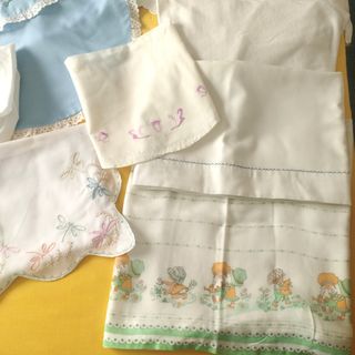 Ropa bebe de cuna y coche de paseo