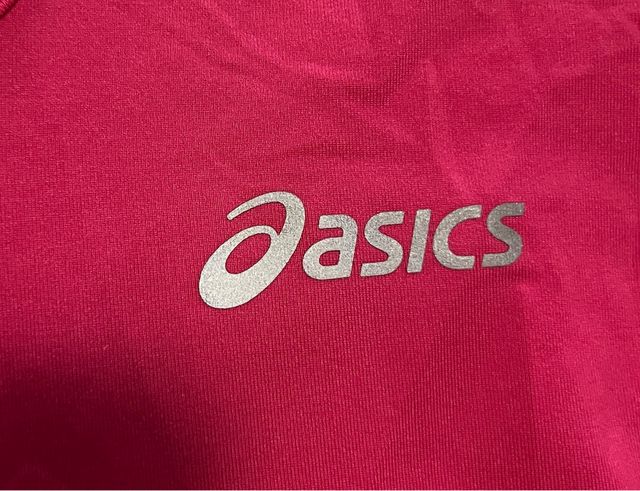 Camiseta Asics chica. 