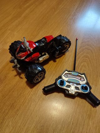 Vehículo teledirigido juguete