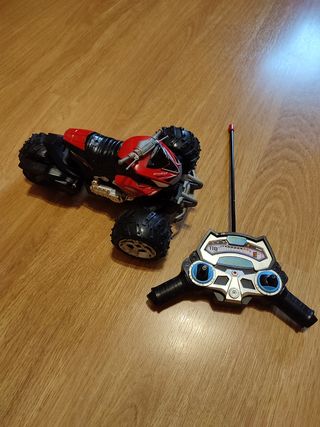 Vehículo teledirigido juguete