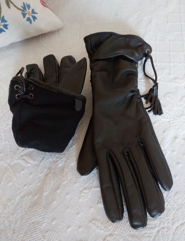 Pack guantes piel y gorro marrón oscuro