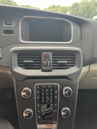 Volvo V40 2016