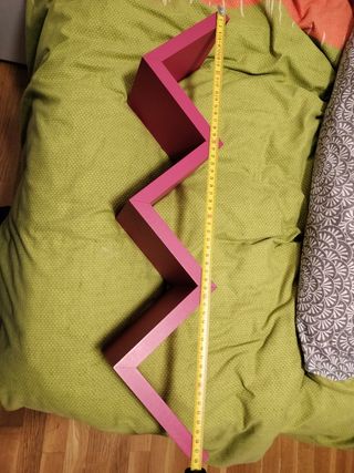 Estantería zigzag