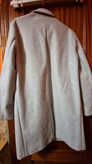 ABRIGO GRIS ZARA