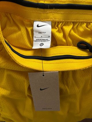 Bermuda deporte Nike