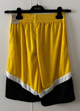 Bermuda deporte Nike