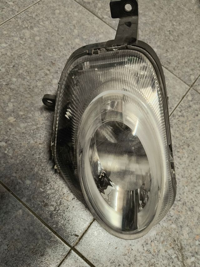 Faro derecho Fiat 500