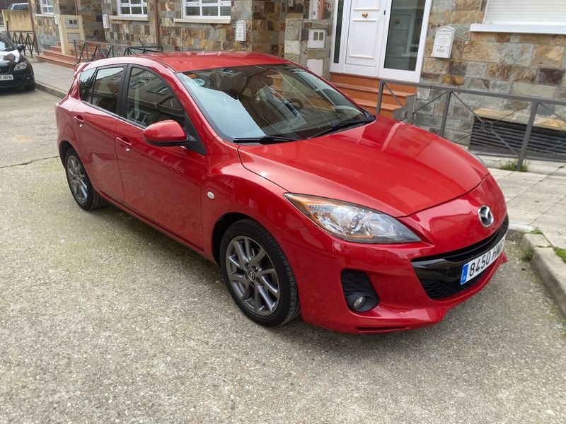 Mazda 3 2012 - foto 1