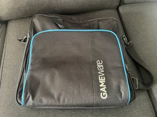 Playstation 4 Slim 1 TB.