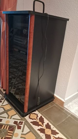 Minicadena y altavoces aiwa