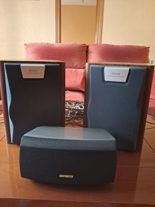 Minicadena y altavoces aiwa