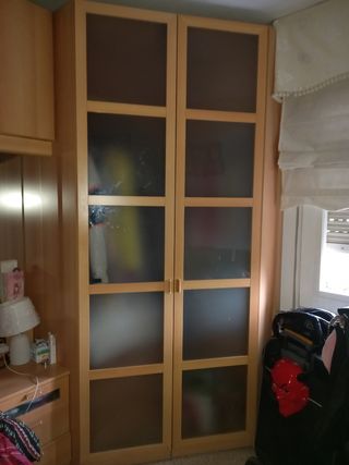 Armario de salón urge vender por mudanza
