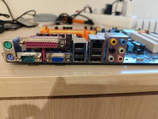 Placa GIGABYTE GA-M55plus-S3G + Athlon