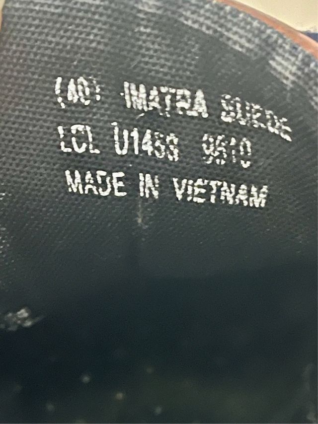 Zapatillas LACOSTE hombre .