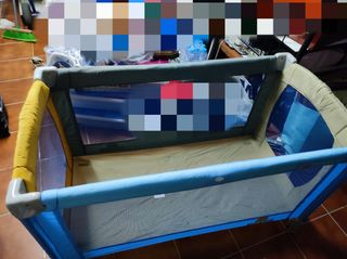 Cuna viaje. Plegable y con colchón 