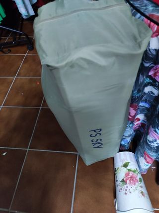 Cuna viaje. Plegable y con colchón 