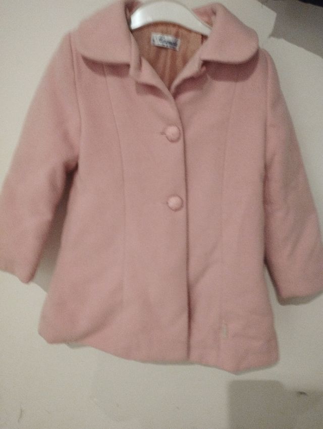 Abrigo de niña