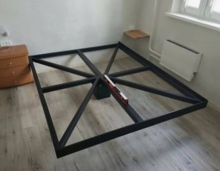 Cama de diseño flotante