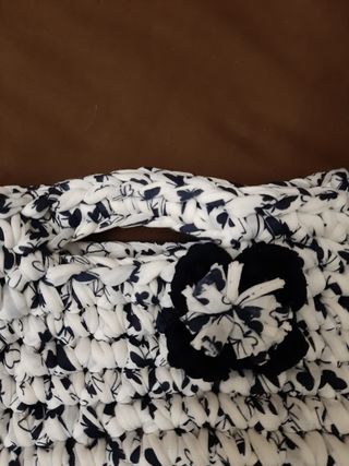 Borsa fatta a mano a uncinetto