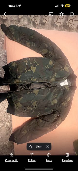 Bomber pull and bear