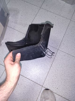 Tapa batería Audi 80