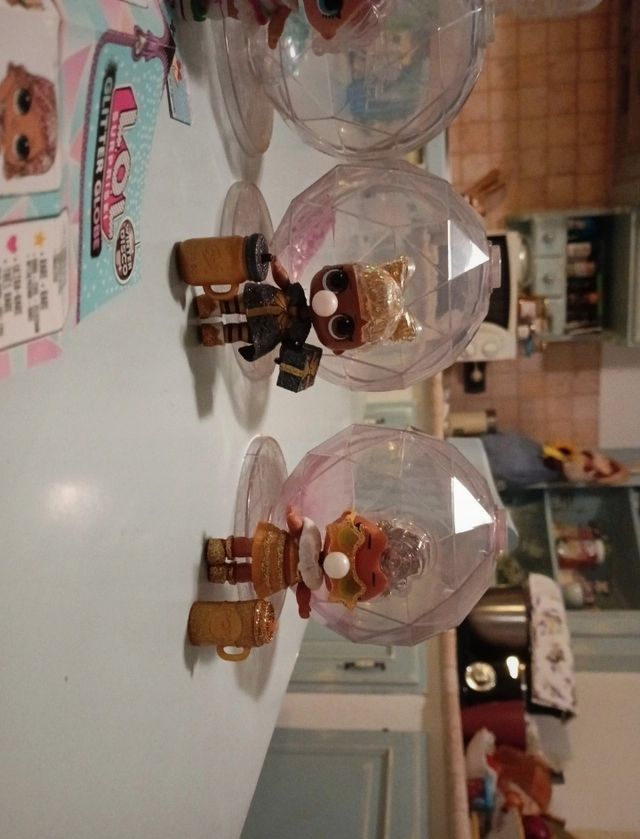L.O.L Surprise glitter globe