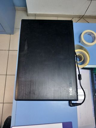 Portátil TOSHIBA Satellite PRO A50-D-1C1