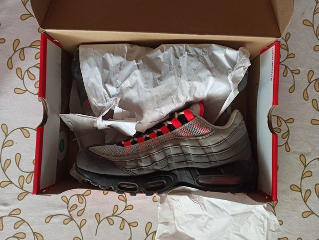 Nike Air Max 95 Solar Red