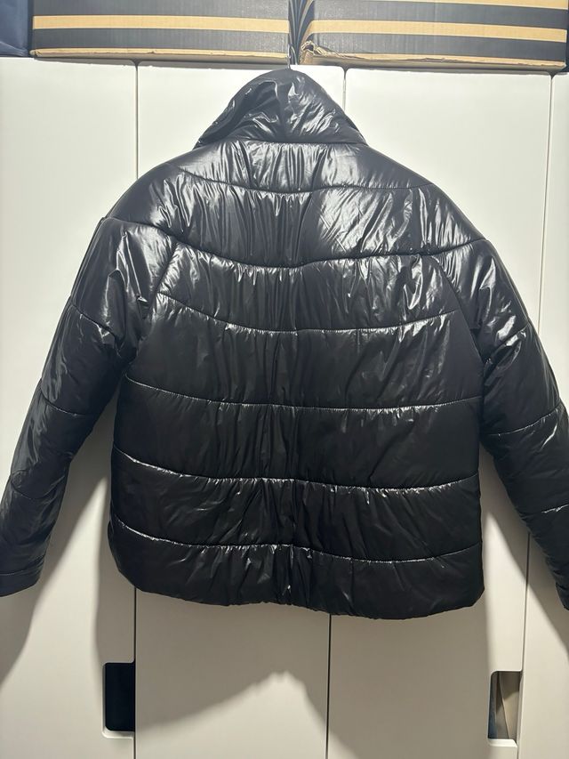 Abrigo acolchado brillante S