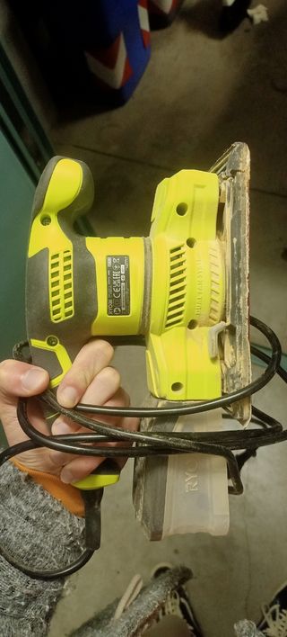 Levigatrice orbitale ryobi