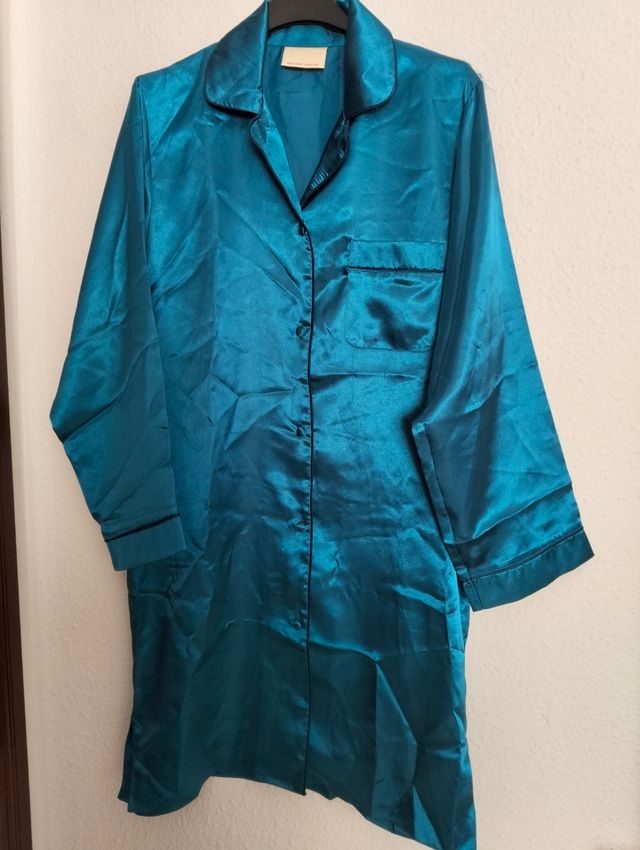 Camicia da notte e accappatoio