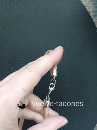 ⭐ Collar de la paz en zamak y corcho  🎁