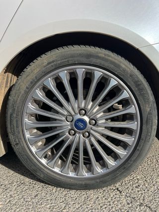 Llantas 18 pulgadas Ford Mondeo + neumáticos