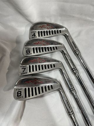 Set de palos de golf TigerShark